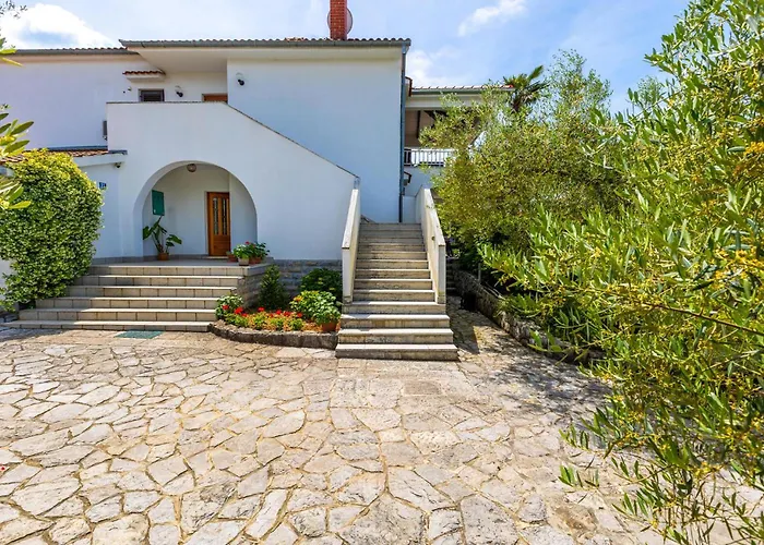 Apartament 1 Bedroom In Malinska