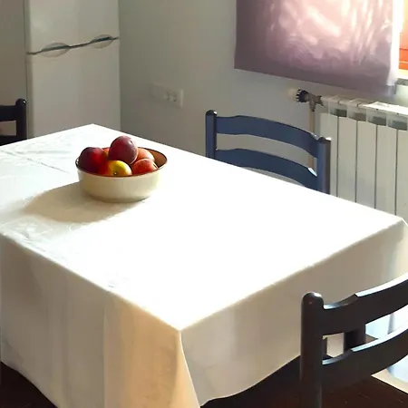 Cozy In With Kitchen Apartment Malinska