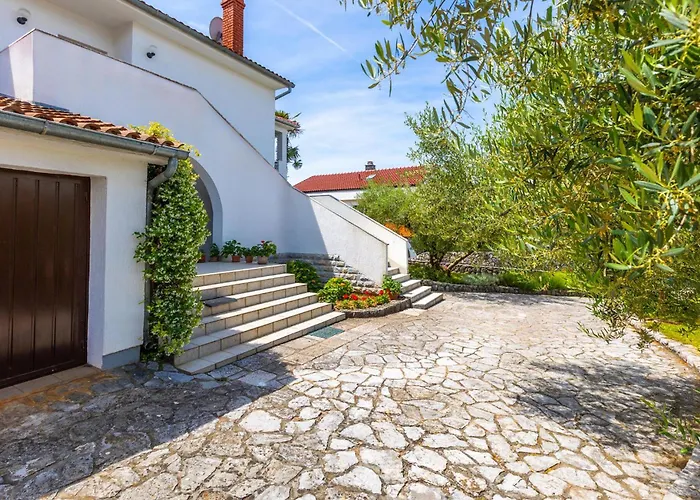 Apartman 1 Bedroom In Malinska