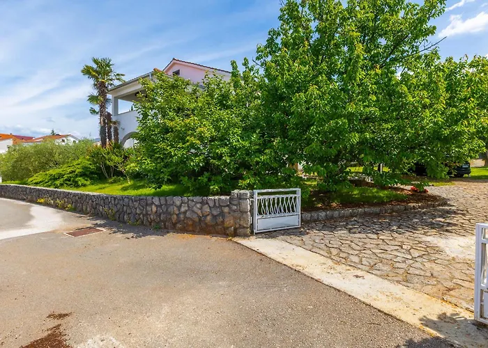 Apartman 1 Bedroom In Malinska